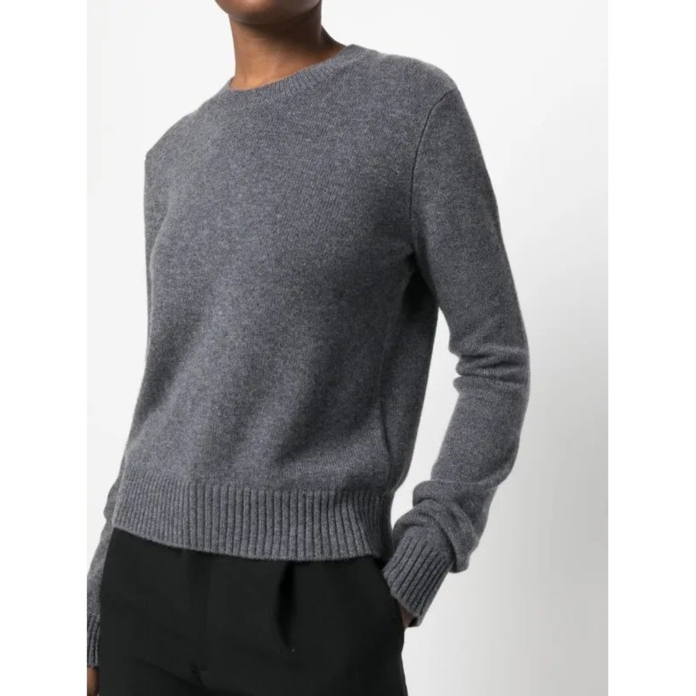 Lisa Yang Cashmere Sweater Medium Grey Crew Neck Knit Sweater Chic Classic Luxe